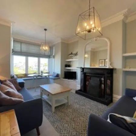 Folly 1, Bay Holidays Holiday home Port Isaac